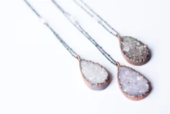 Druzy droplet necklace | Druzy crystal necklace